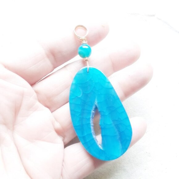 Blue Agate Geode Slice with Sugar Crystal Rim - Pendant - Azure & Ocean Blues - Picture 4 of 11
